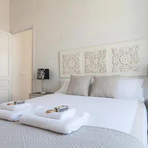 Stunning Boutique - Space Maison Seville